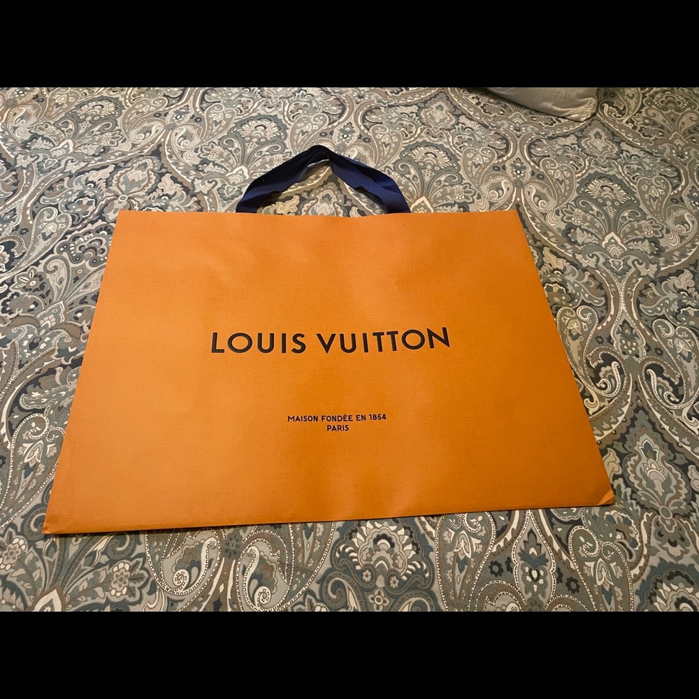 Large Louis Vuitton Shopping Bag